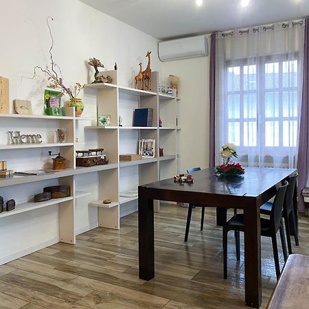 Nest Guesthouse Кастельнуово-дель-Гарда Екстер'єр фото